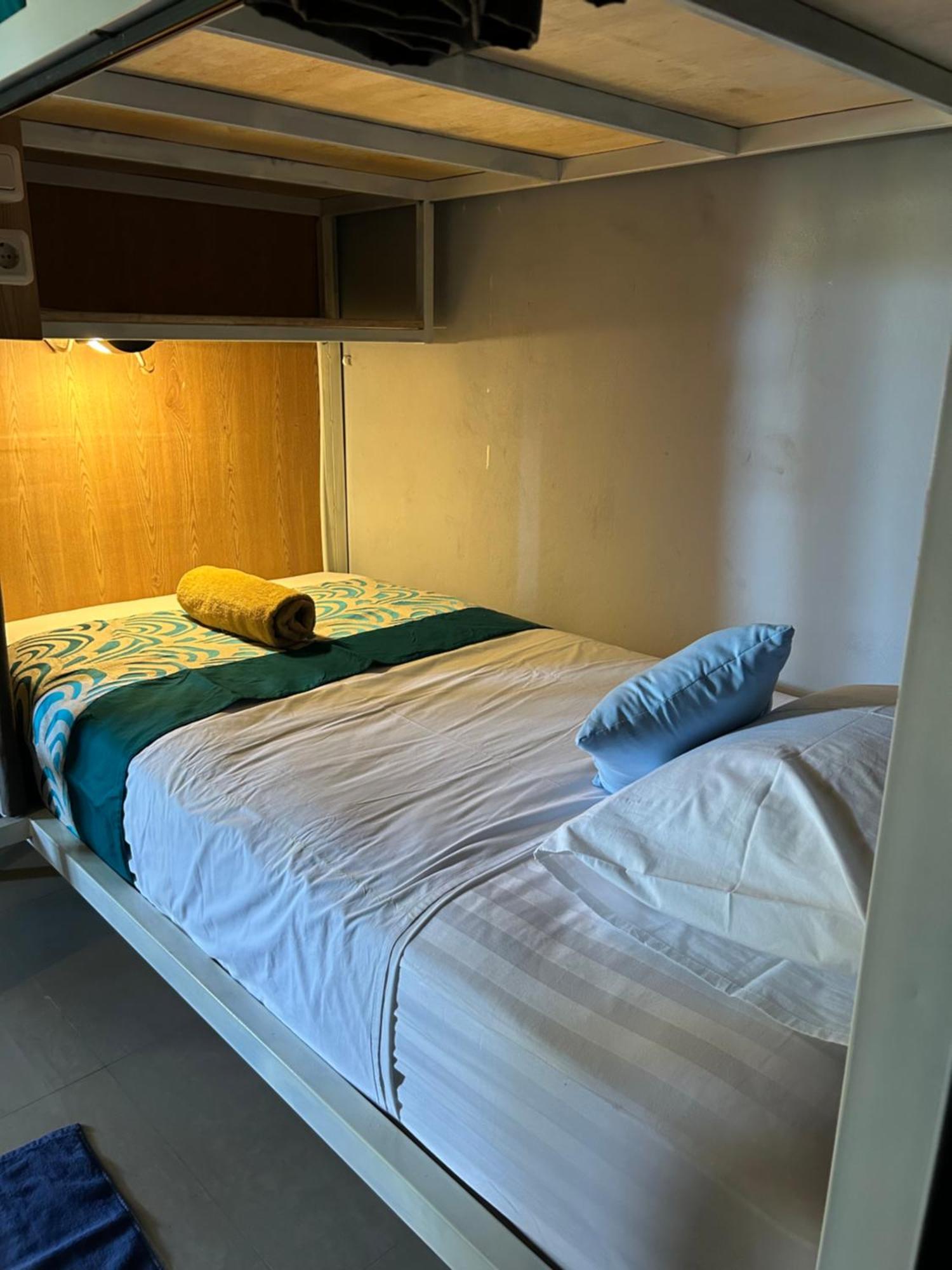 Blue Waves Hostel Amed Ambat Kültér fotó